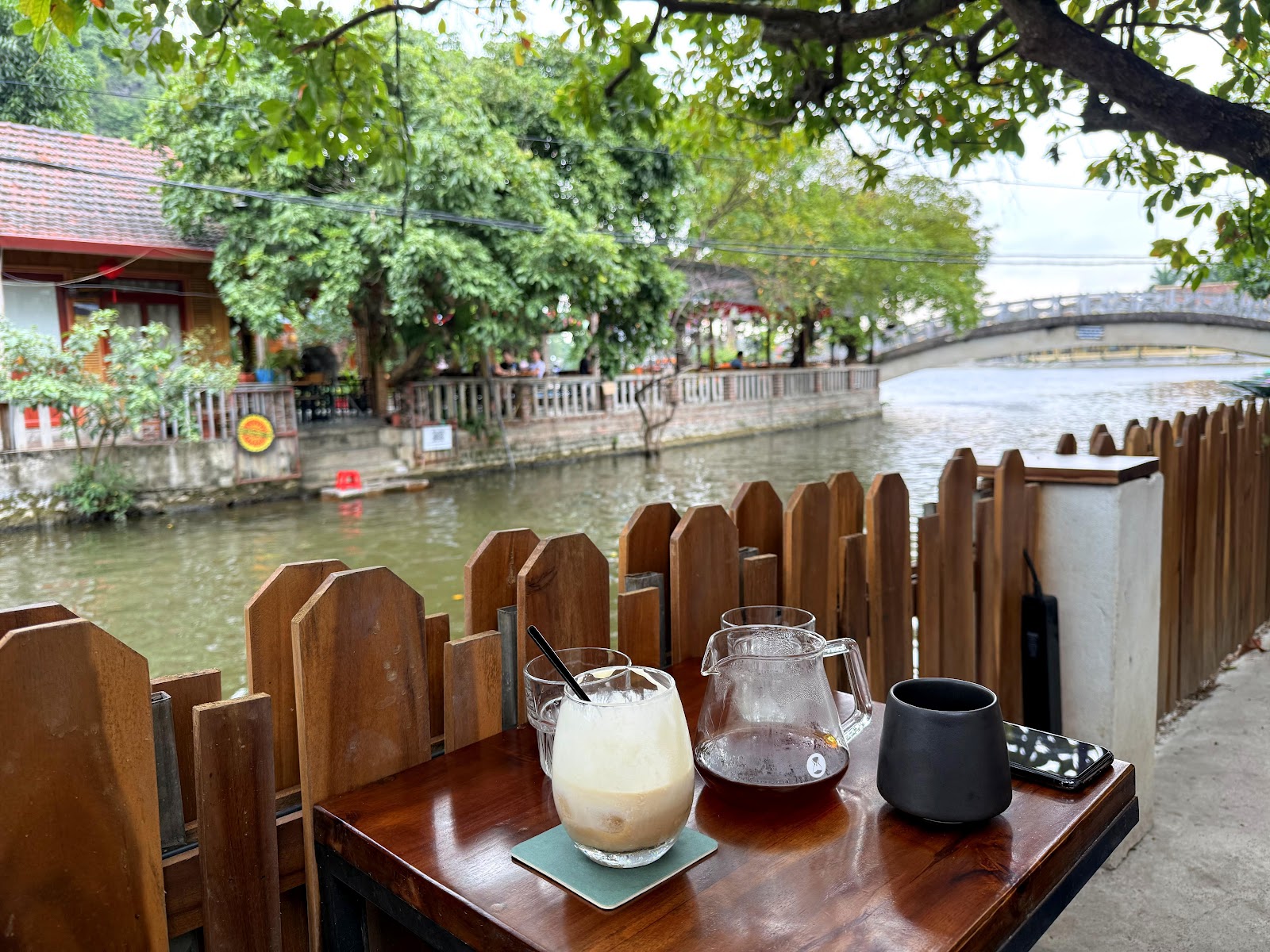 24 cafe & chill - Image 1