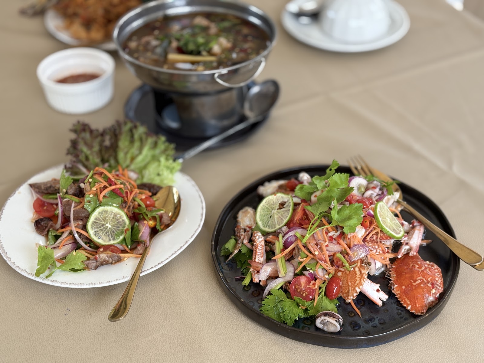 549 Cafe & Fram - Image 1
