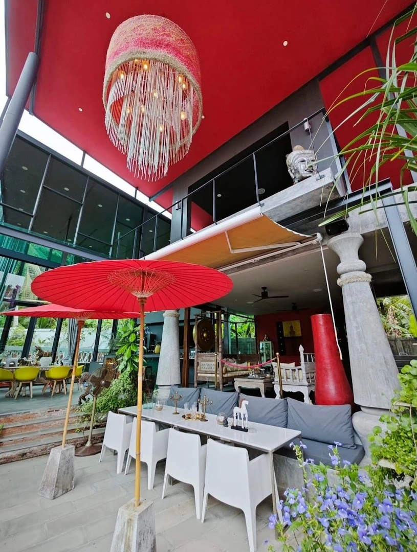 OHO+ Cafe & Lounge - Image 1