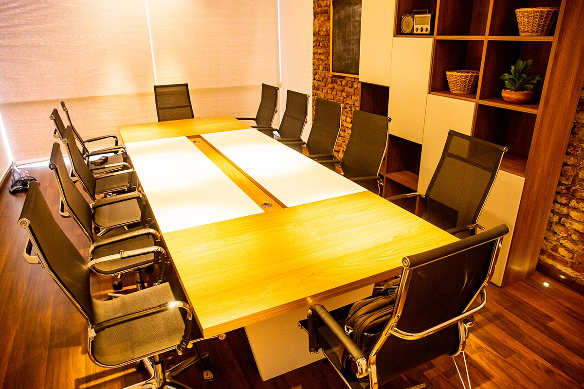 Likuid Spaces - Image 1