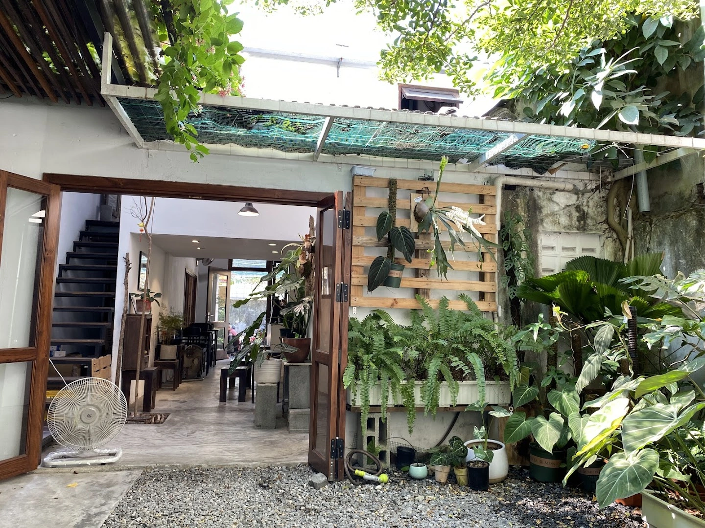 inđì cafe - Image 1