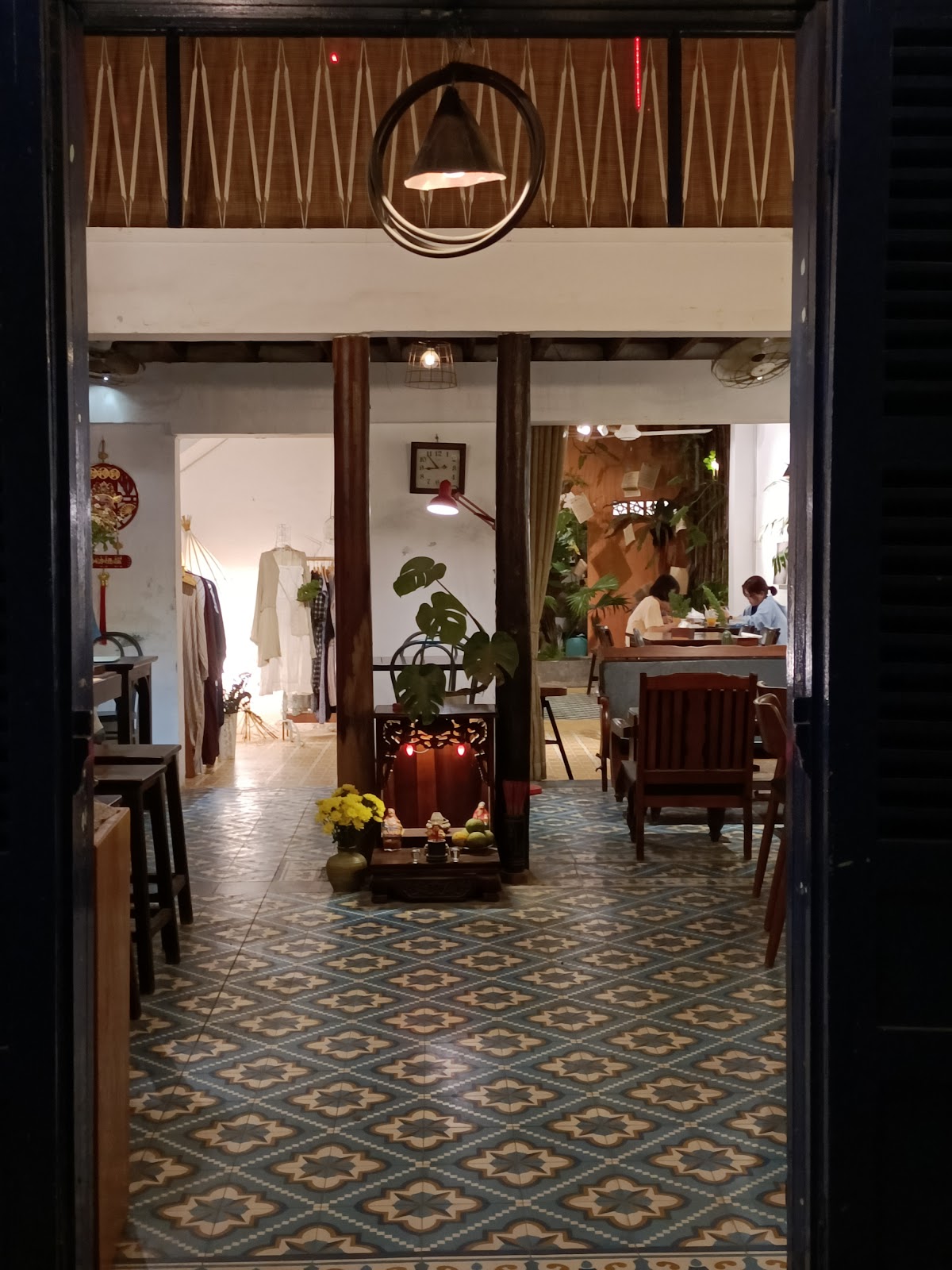 K cafe - Image 1