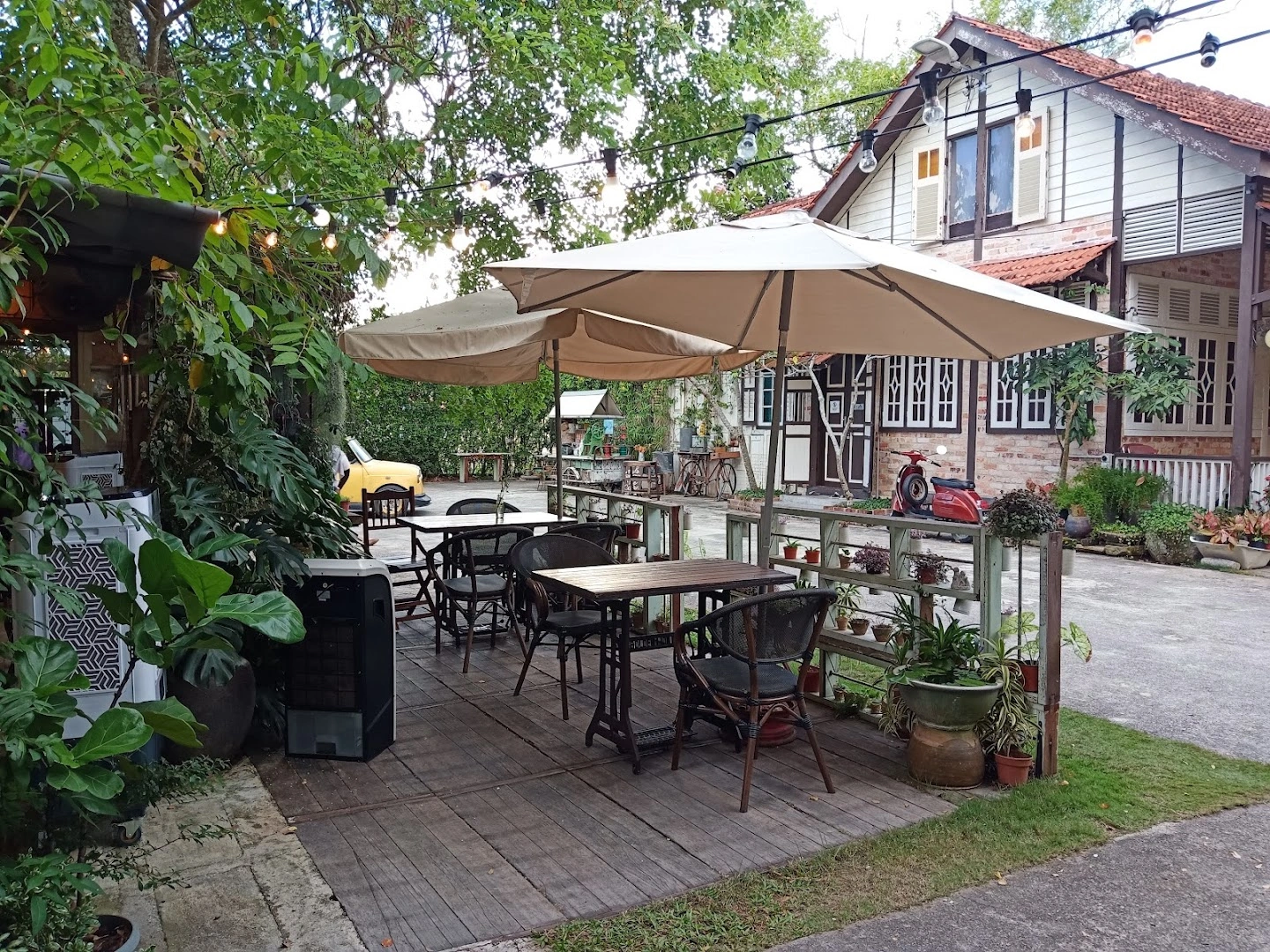 The Coffee Cottage - Image 1