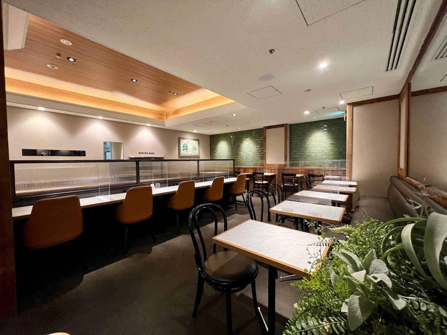 Standard Coffee Aoyama - Image 1