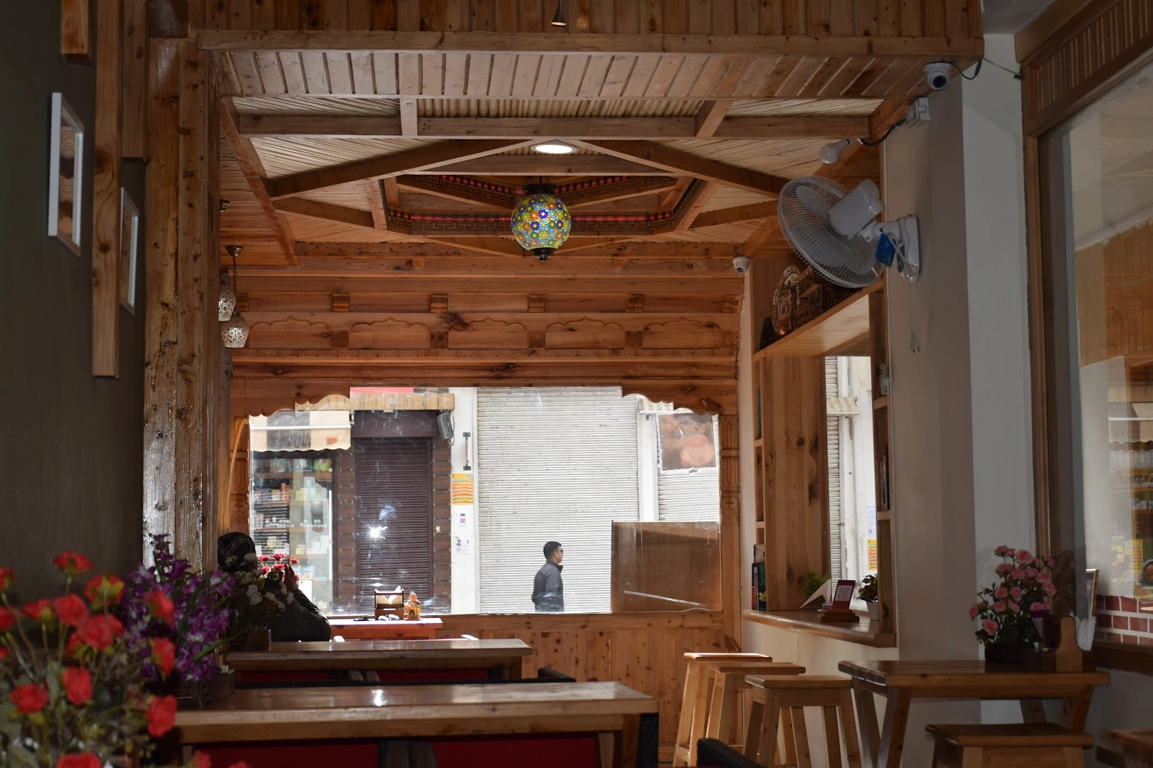 Coffee Cave - Image 1