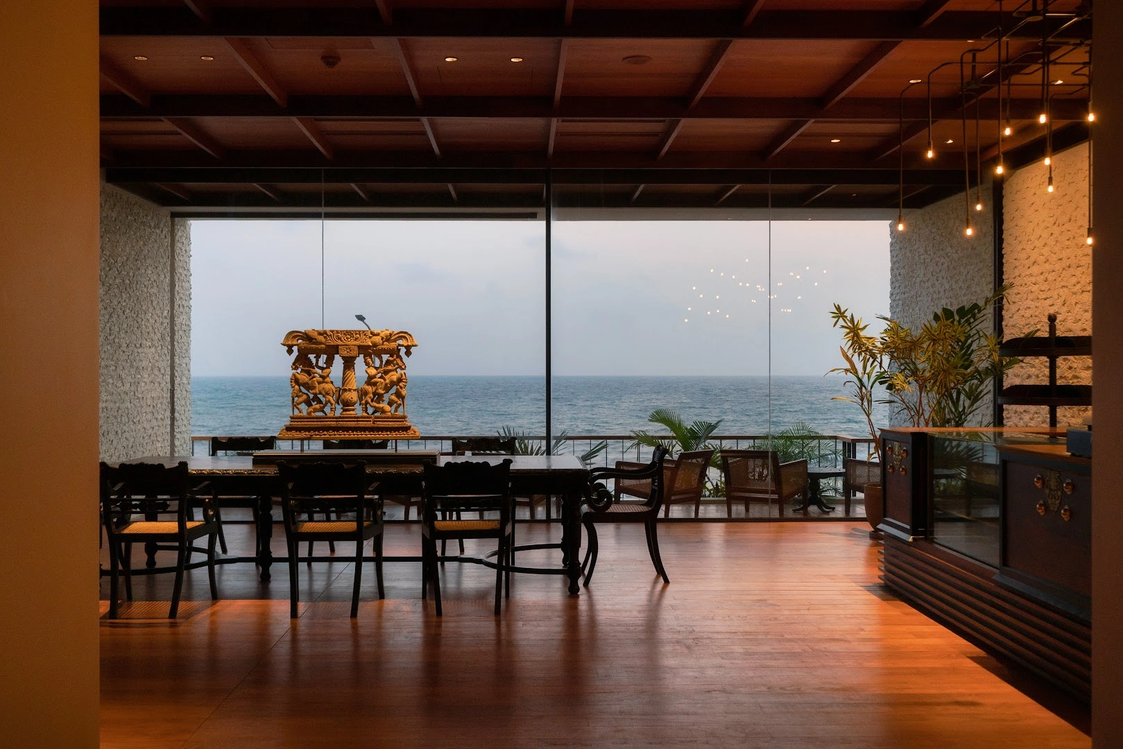 Cafe EN -縁- - Image 1