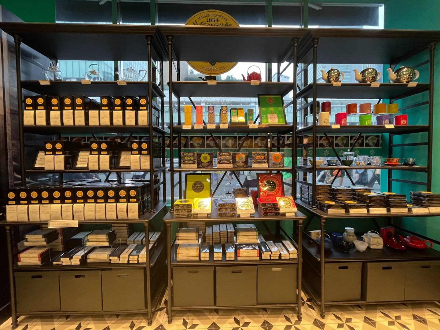 MARIAGE FRÈRES LUMINE Shinjuku Store - Image 1