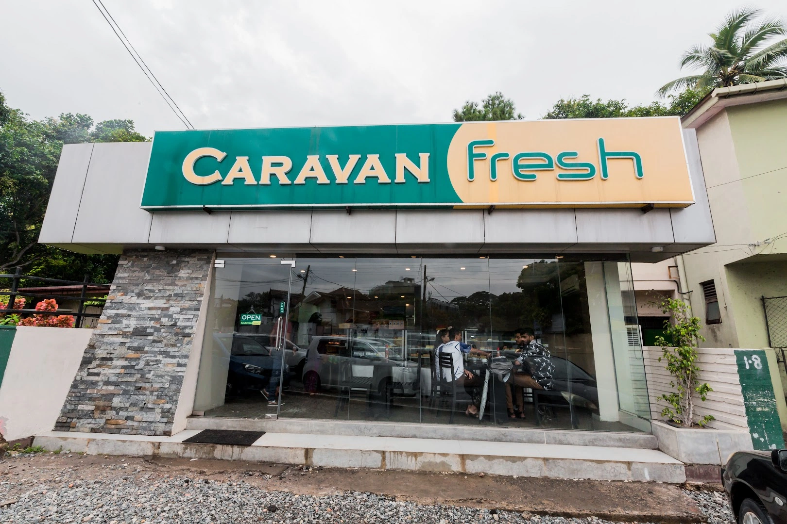 Caravan fresh - The Cake & Pastry Shop - Image 1