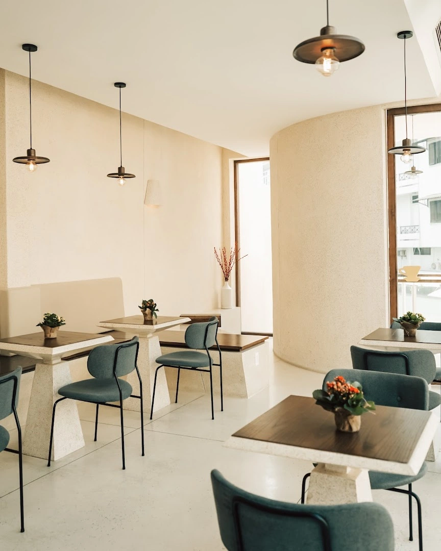 Danshari Coffee Cho Lon - Image 1