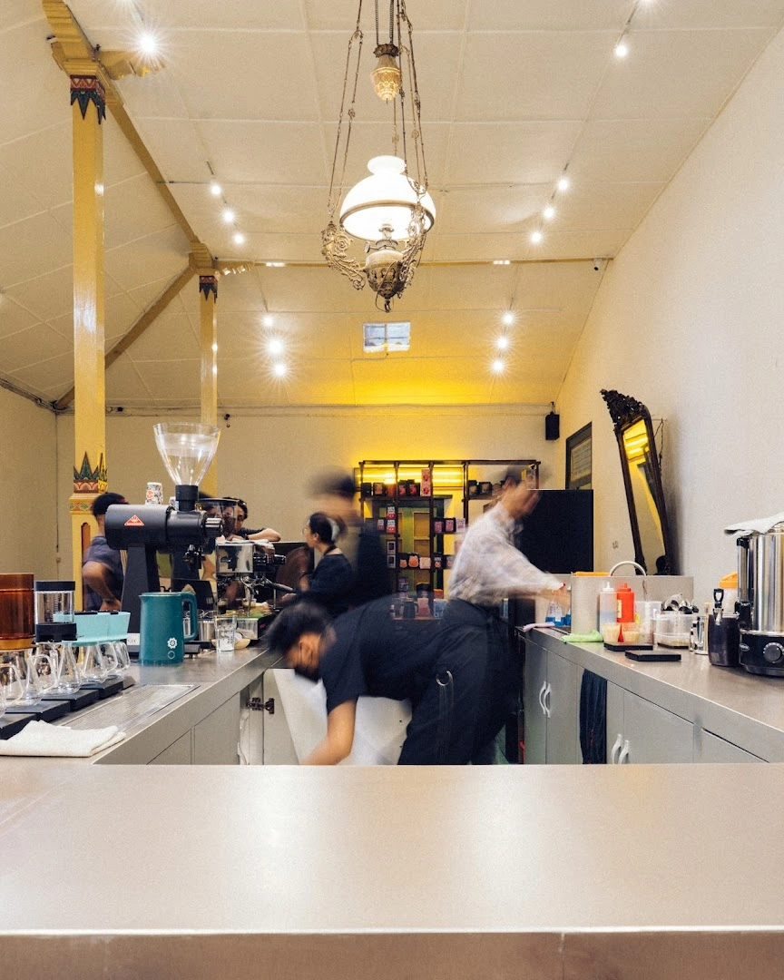 Space Roastery 1890 - Image 1