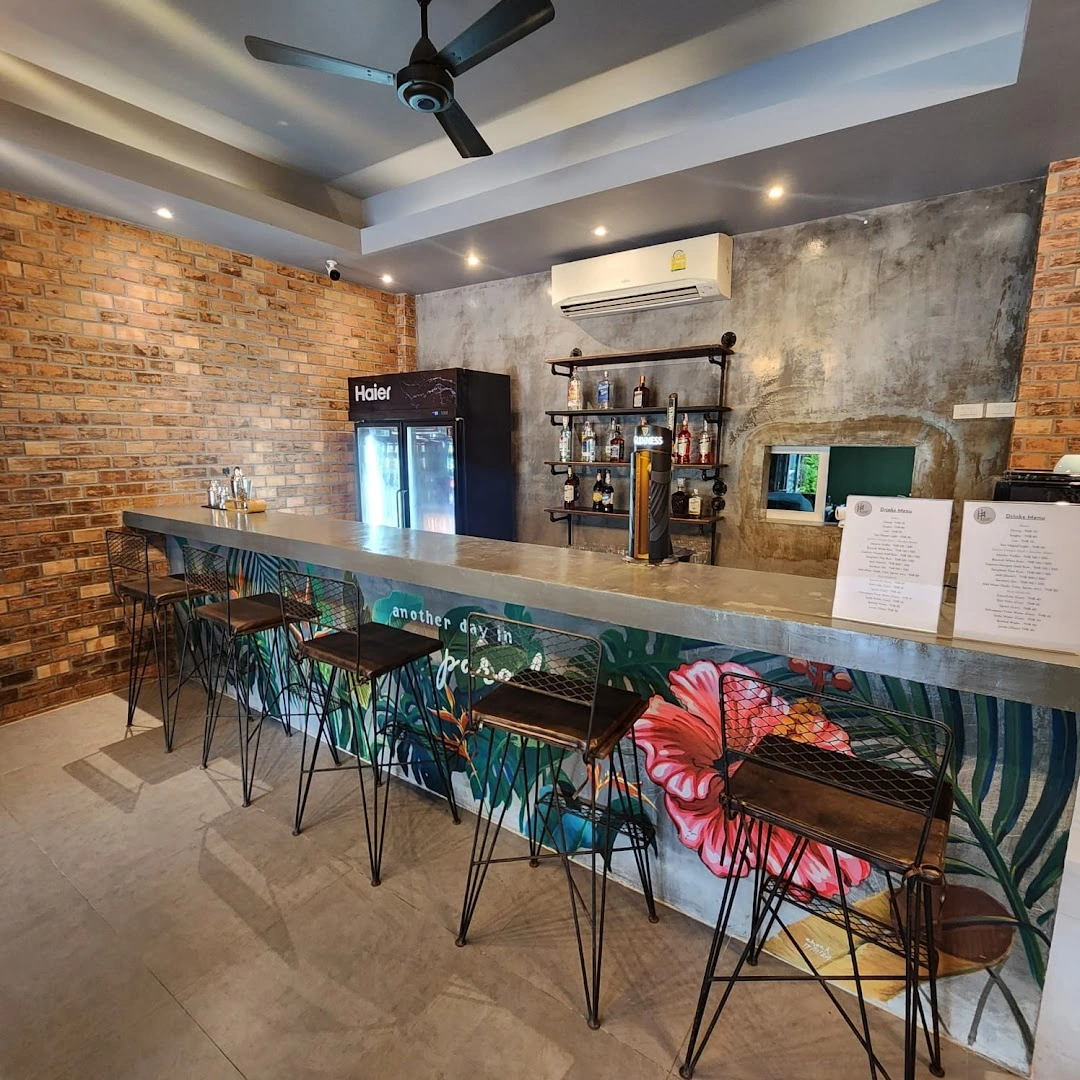 Hi Samui Bar & Restaurant - Image 1