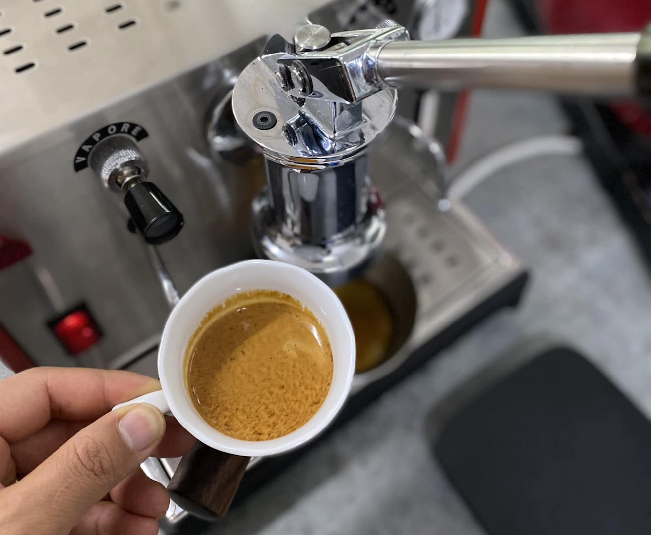 Hạt Specialty Coffee - Roastery - Image 1