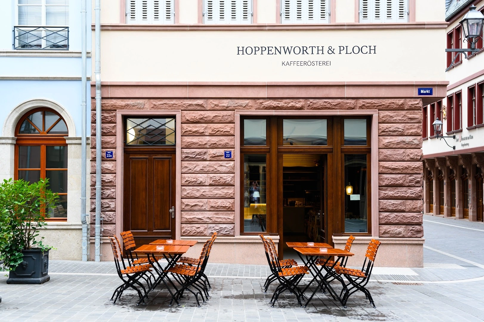 Hoppenworth & Ploch Altstadt Café - Image 1