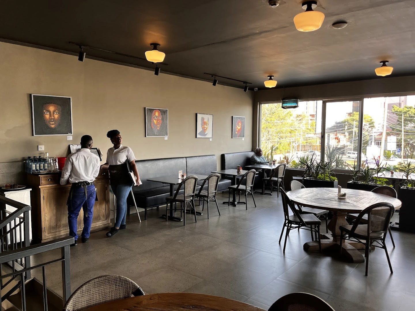 Artcaffé Restaurant - Image 1