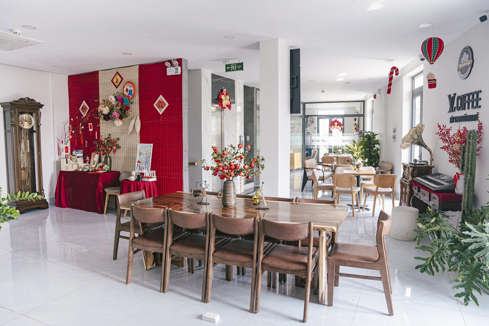 Lê Vũ Coffee - Long Hưng - Image 1