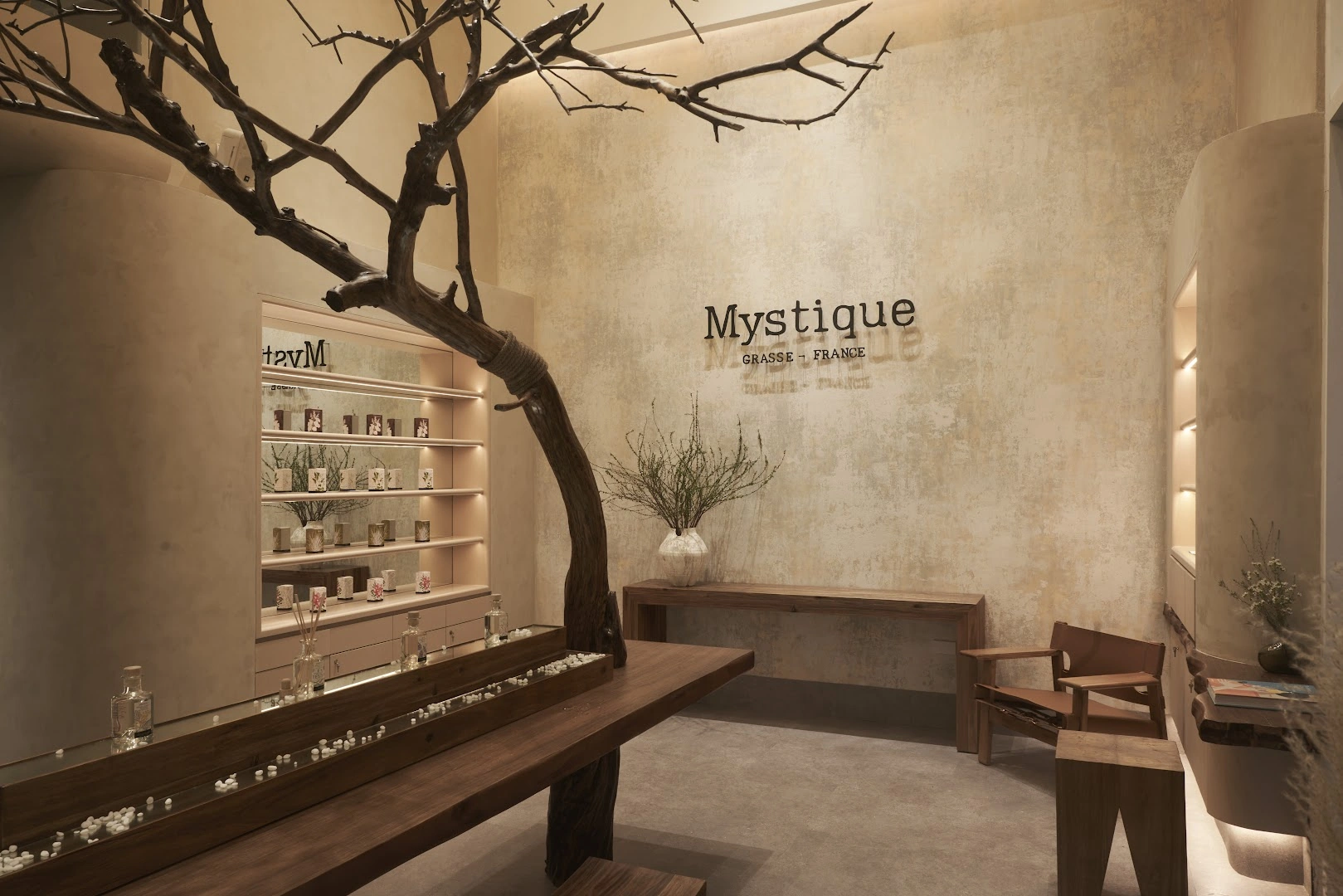 Mystique Parfum & Café - Image 1