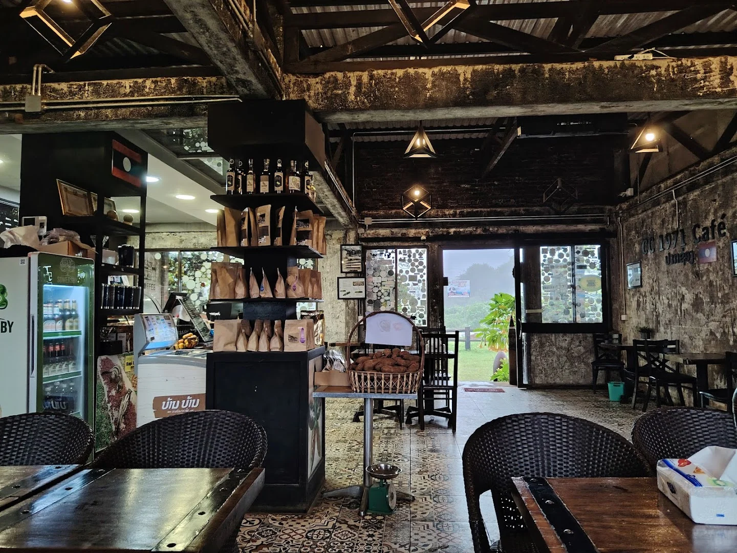CC 1971 Café - Image 1