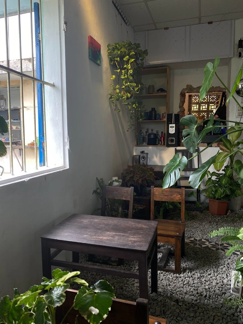 Tiệm cafe HÚC - Image 1