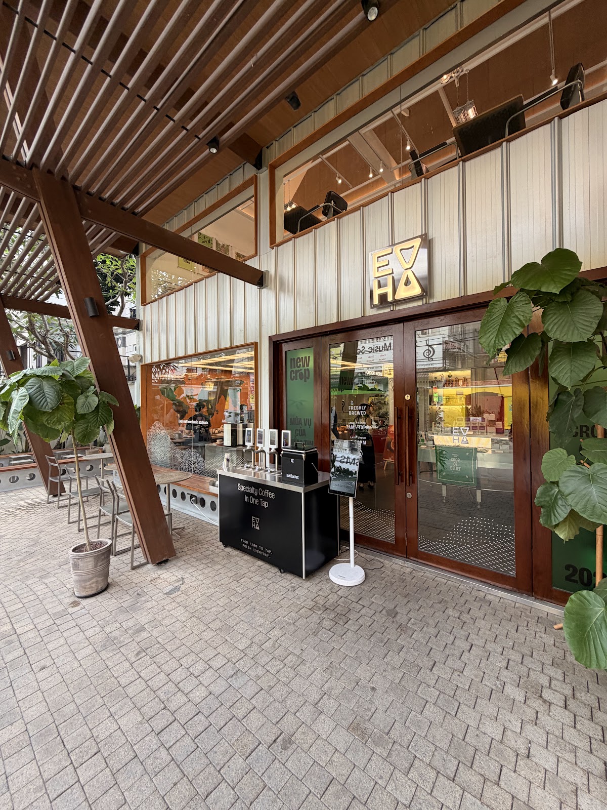 Every Half Roastery Thảo Điền - Image 1