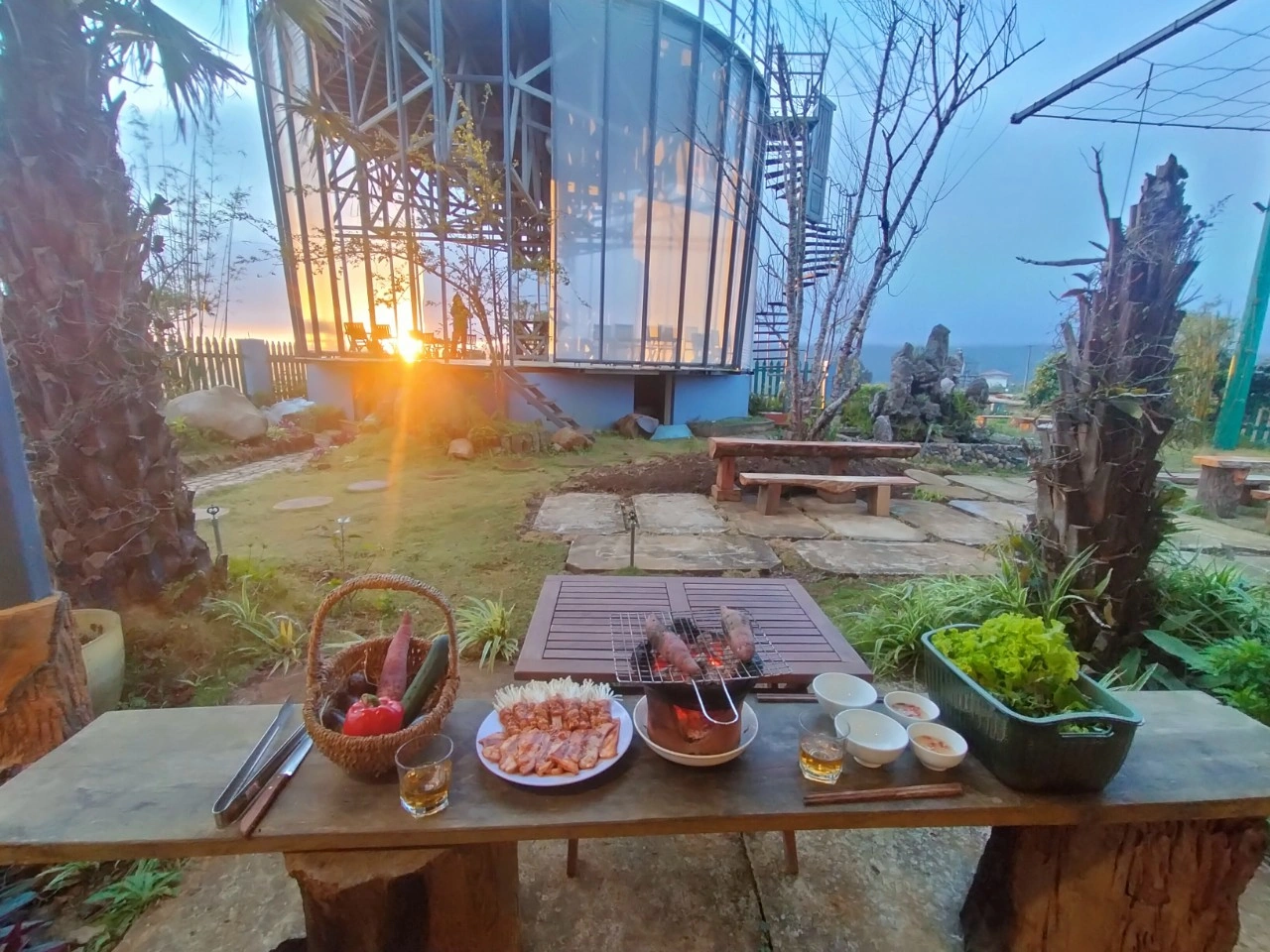 Cafe 37 Hộ, Nhà Mia - Image 1