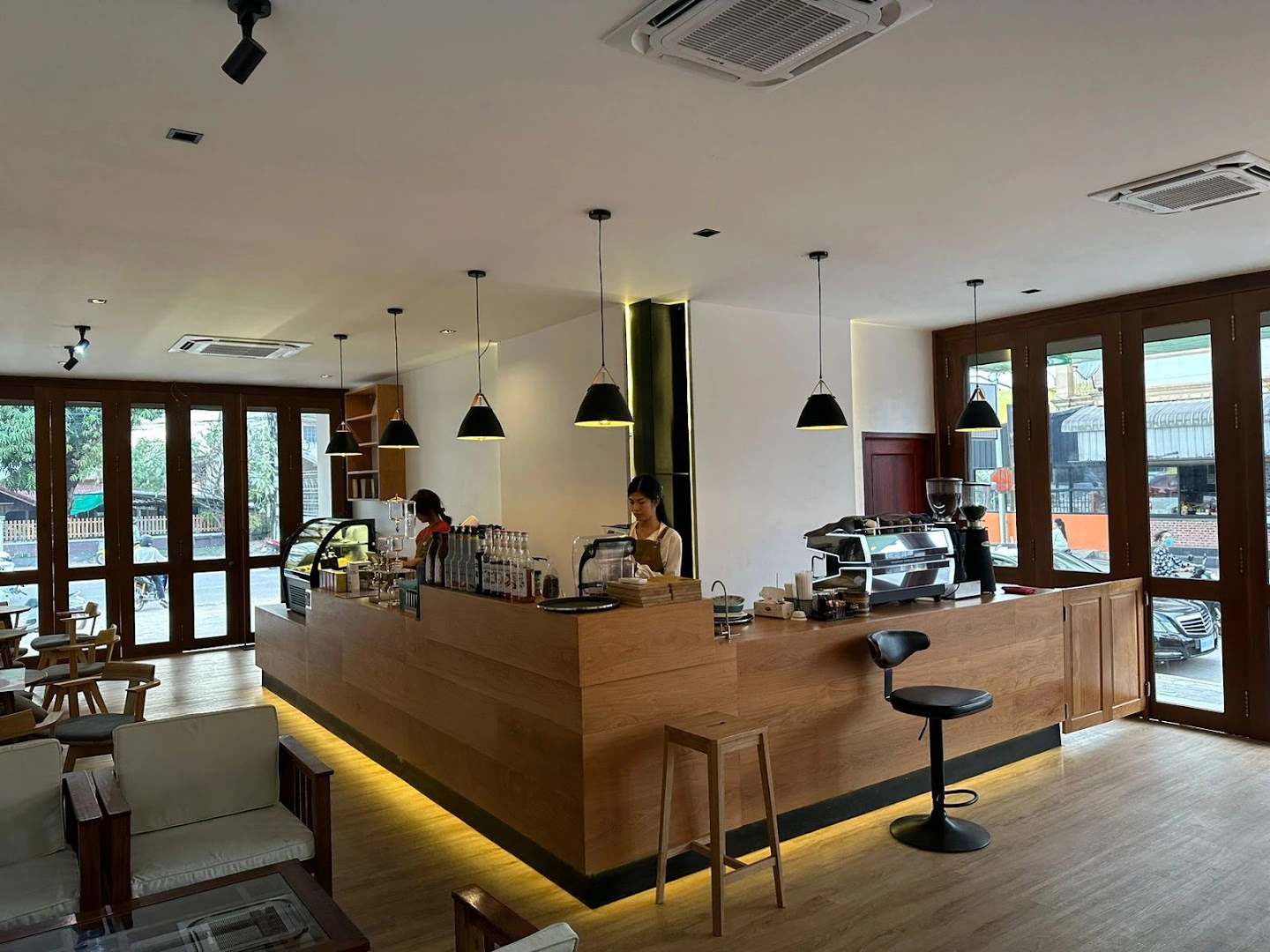 Nana Café Coffee & space - Image 1