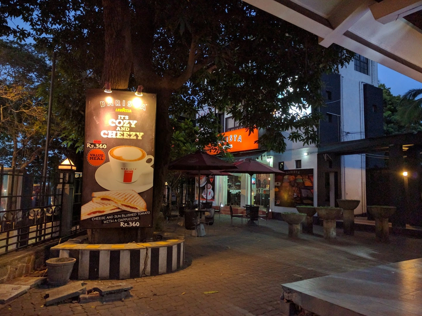 Barista Laksala - Image 1