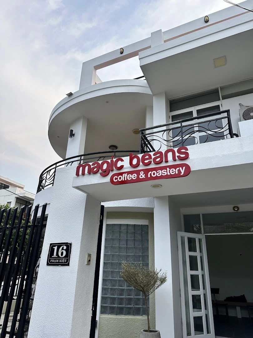 Magic Beans Coffee & Roastery - Image 1