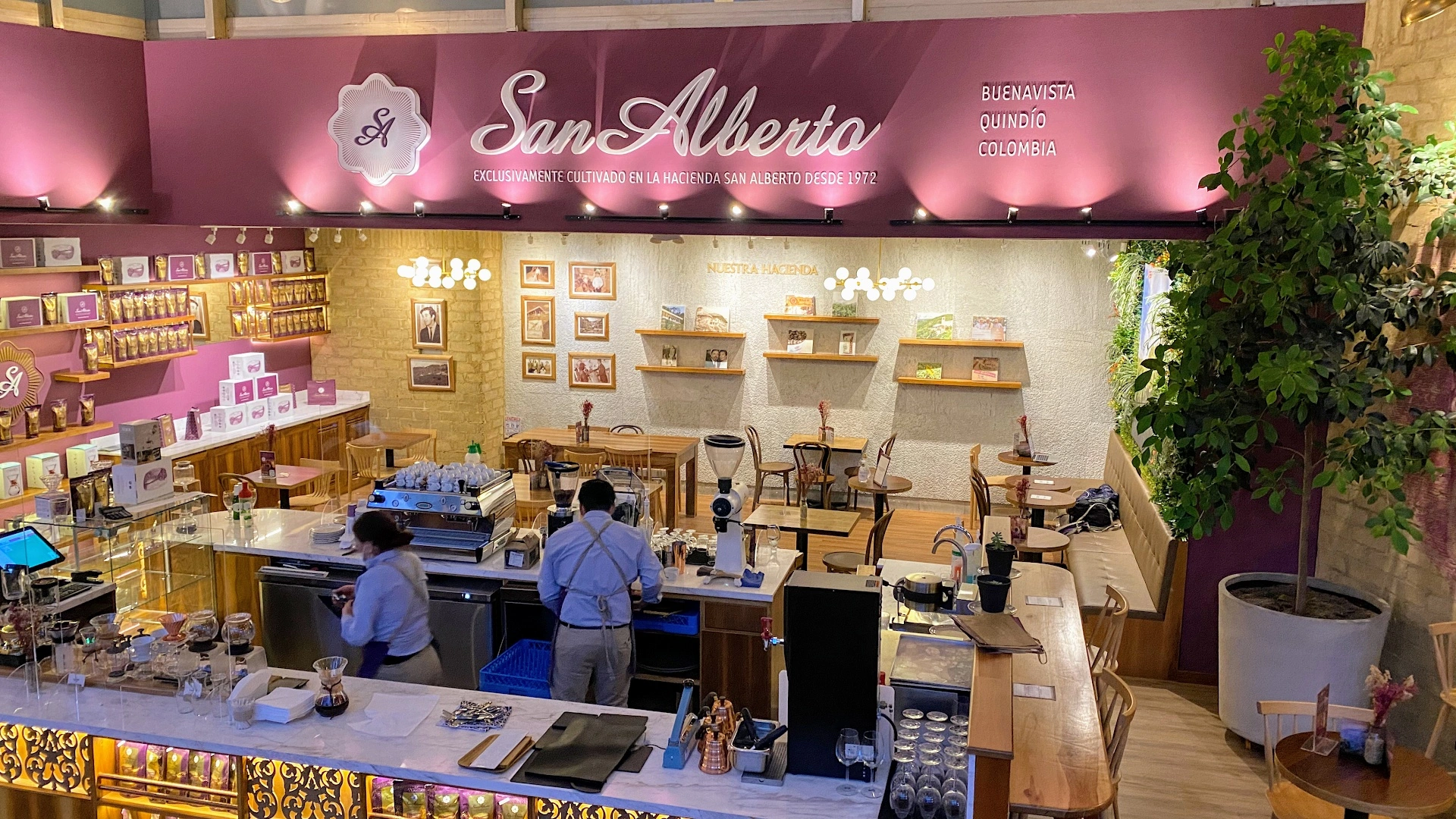San Alberto Coffee Down Town Bogotá - Image 1