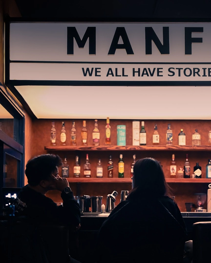 Manfolk - Coffee & Cocktail Bar - Image 1