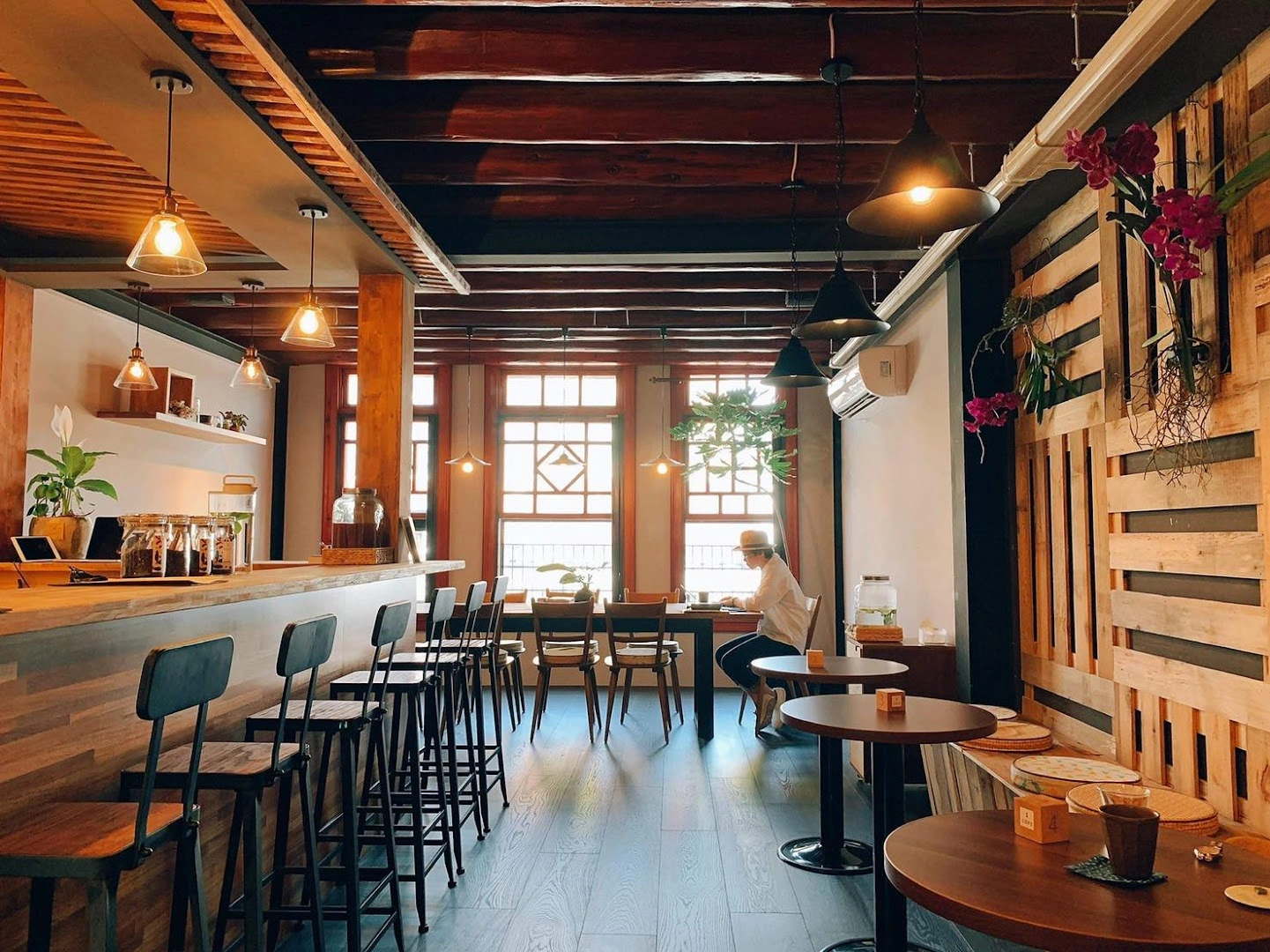 COFE 喫茶 · 咖啡 - Image 1