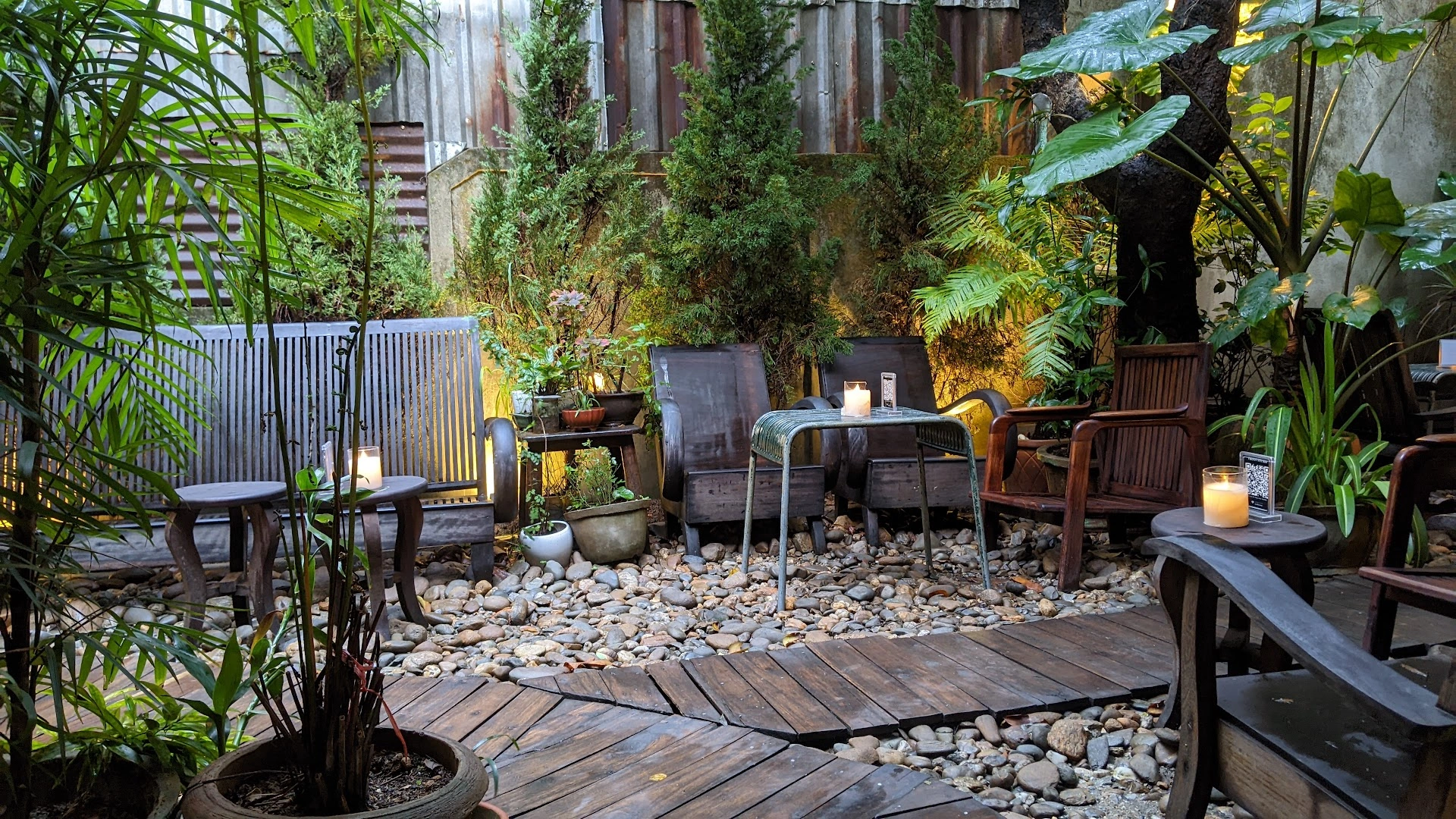 Trốn cafe - Image 1