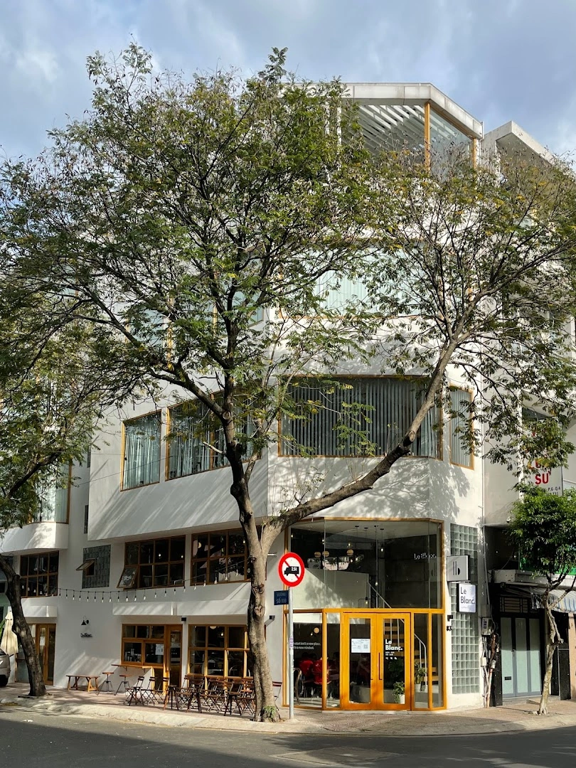Le Blanc.Coffee & Space - Image 1