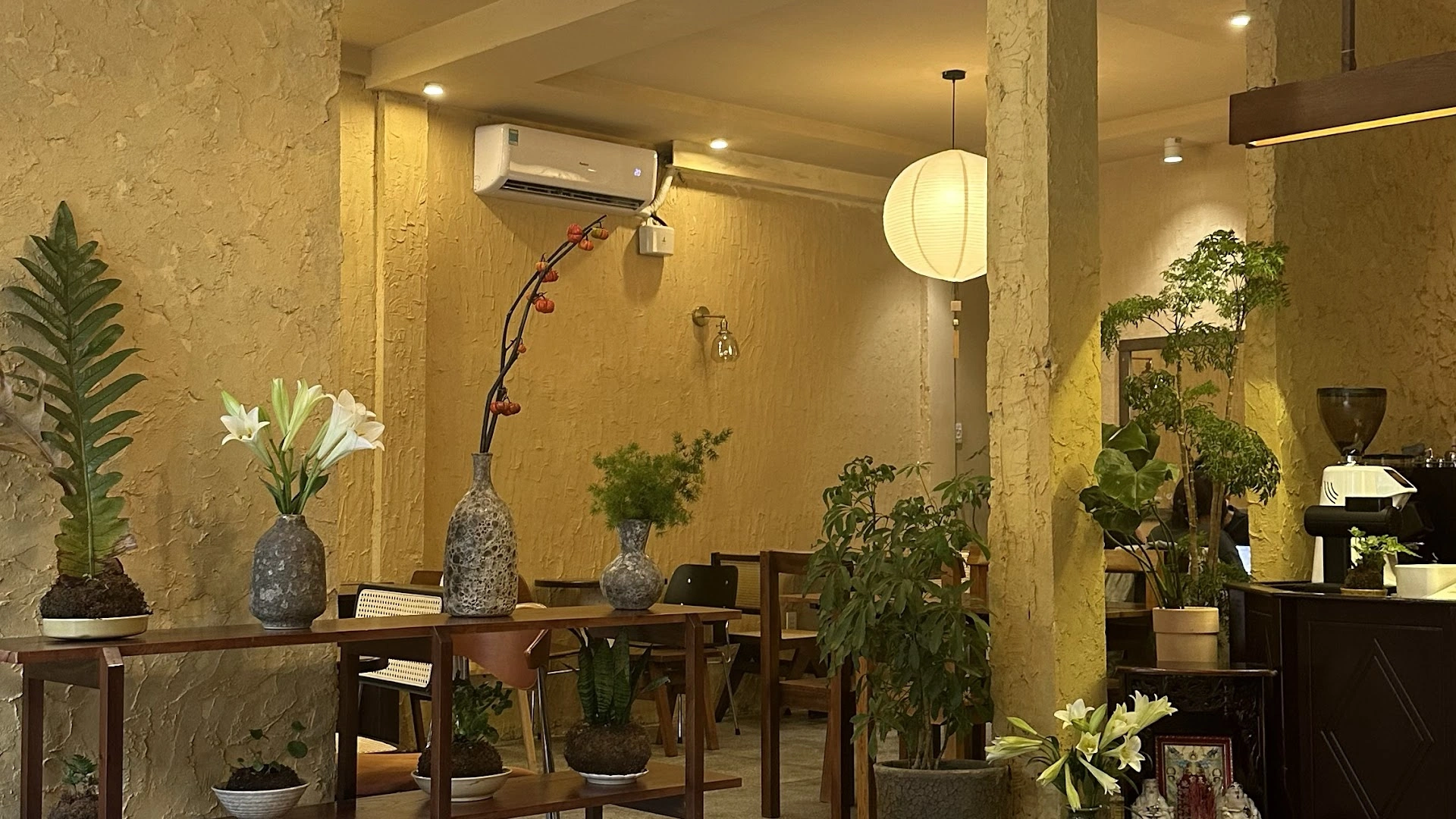 C.Fleur Cafe - Image 1