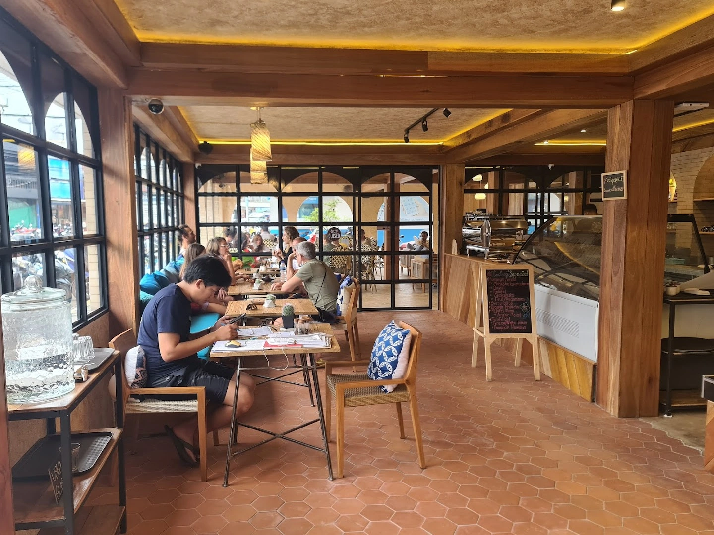 Indigo Cafe & Eatery Thongsala - Image 1