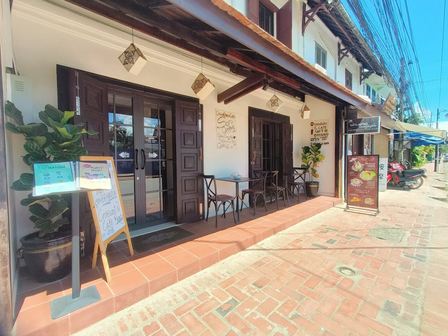 Onson Bake & Cafe - Image 1