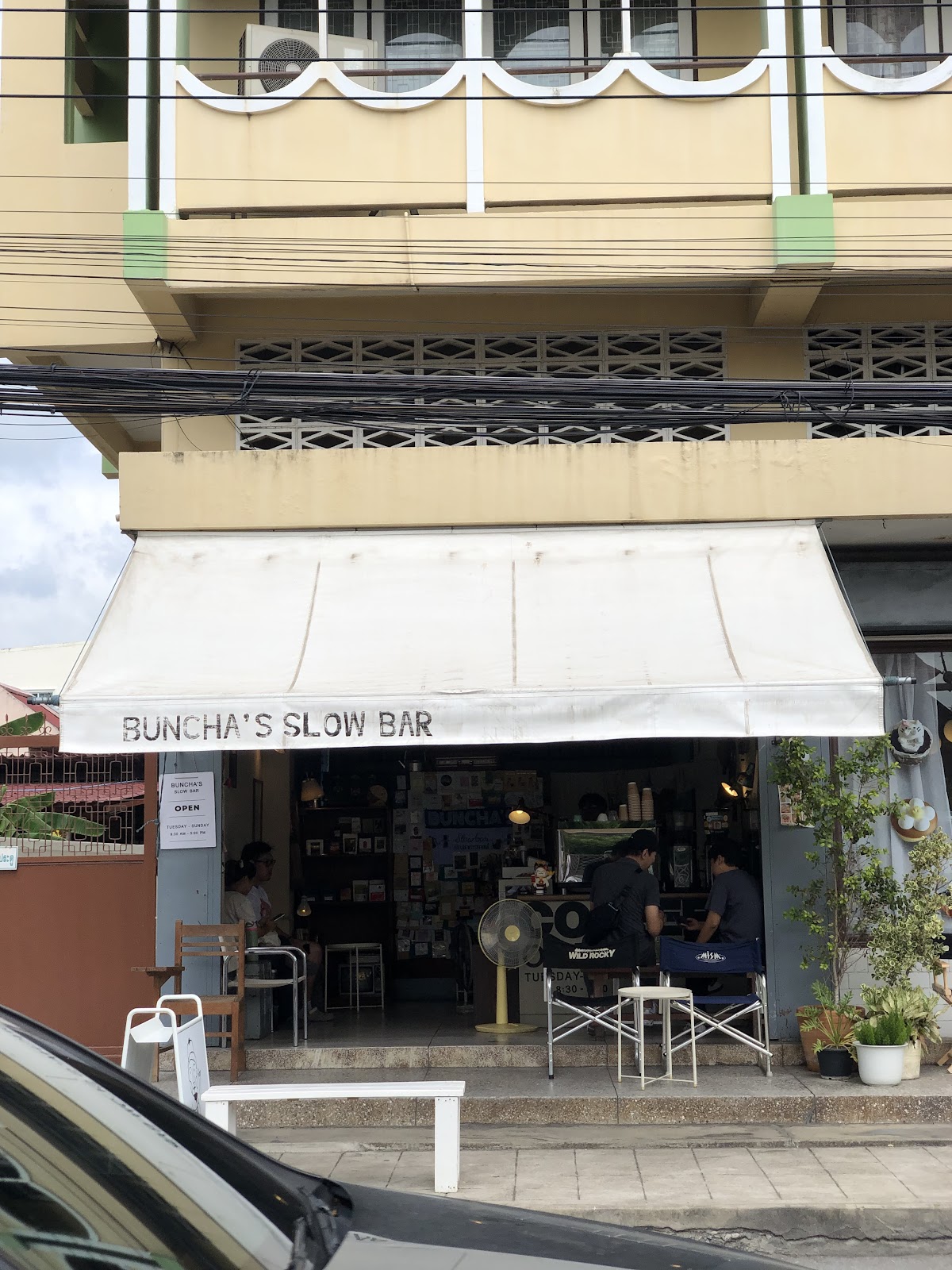 Buncha’s slow bar - Image 1