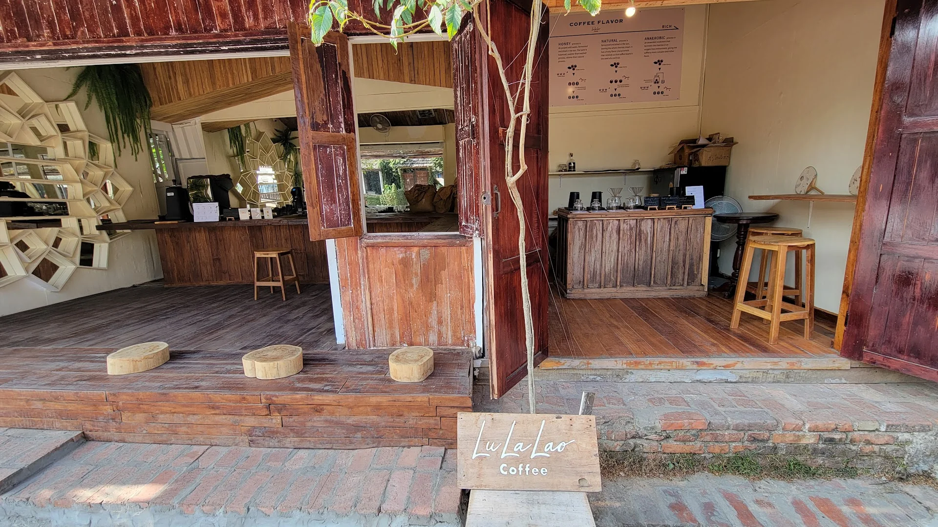 LuLaLao Coffee - Image 1