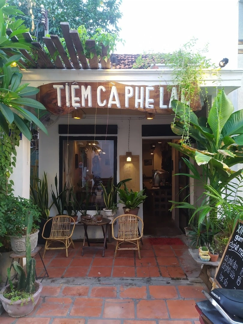 Lac Cafe - Image 1