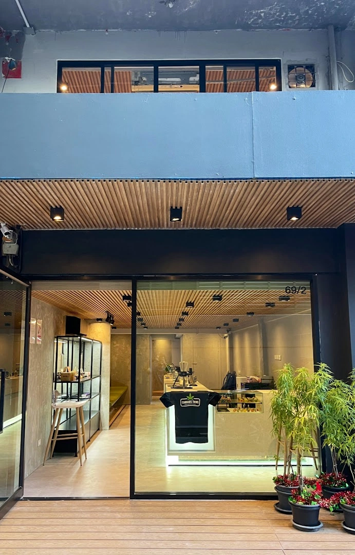 CANNABIS TWINS Dispensary and Lounge - Silom - Image 1