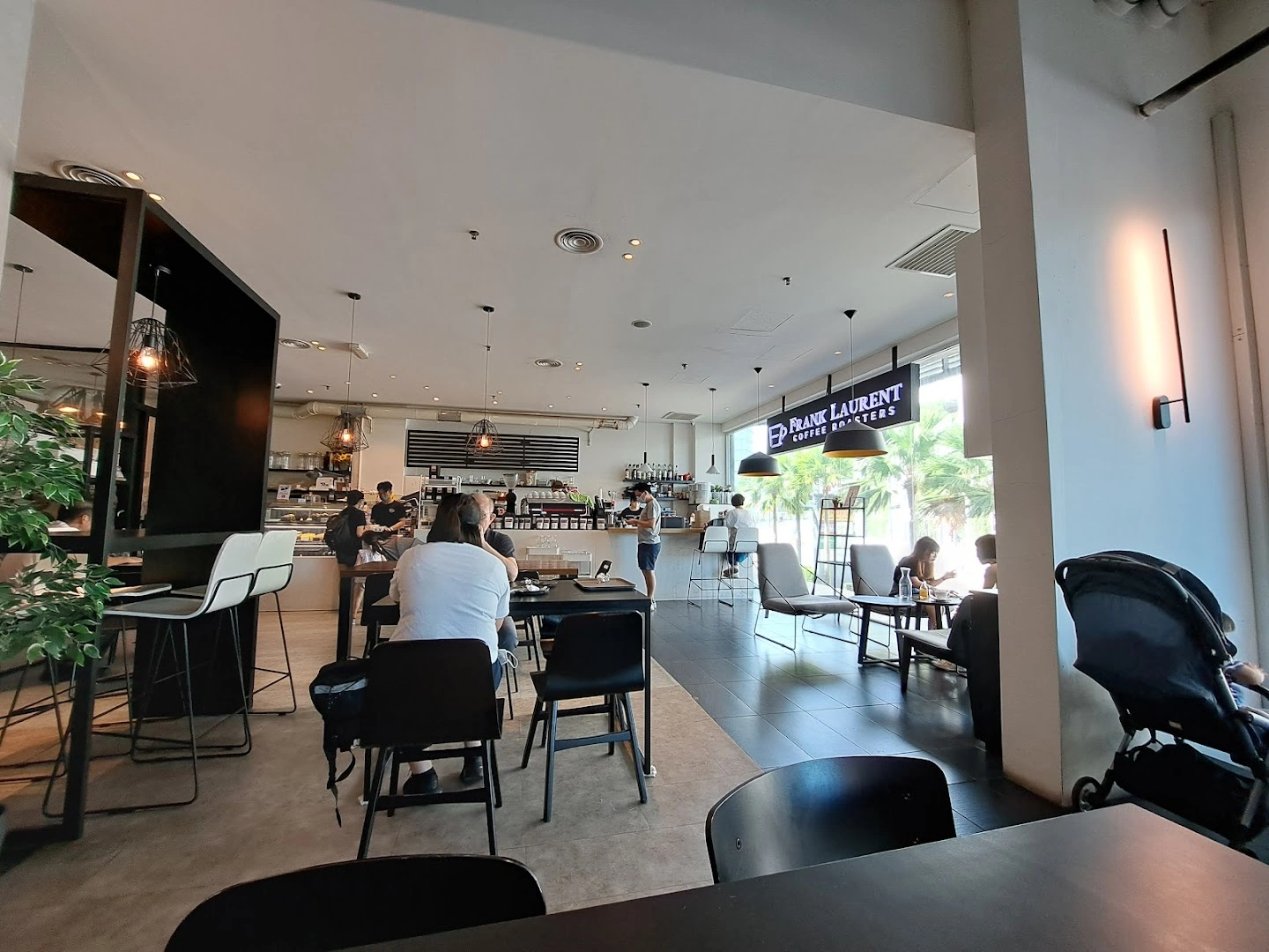 Frank Laurent Coffee Roasters - Image 1