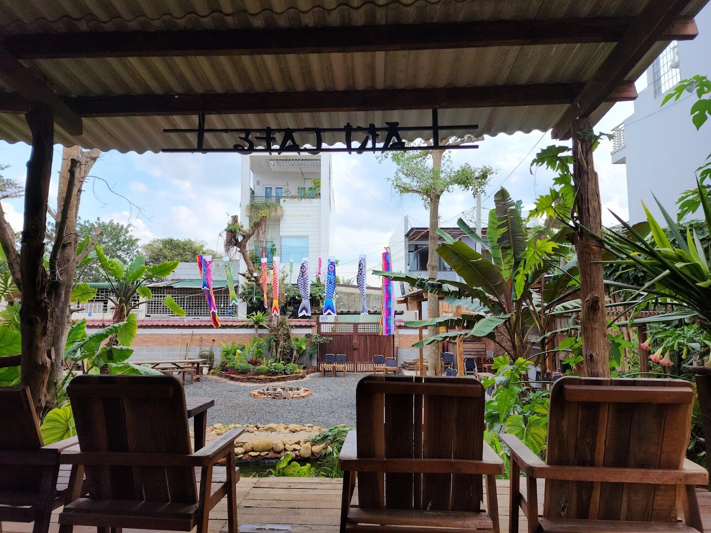 AKI cafe - Image 1