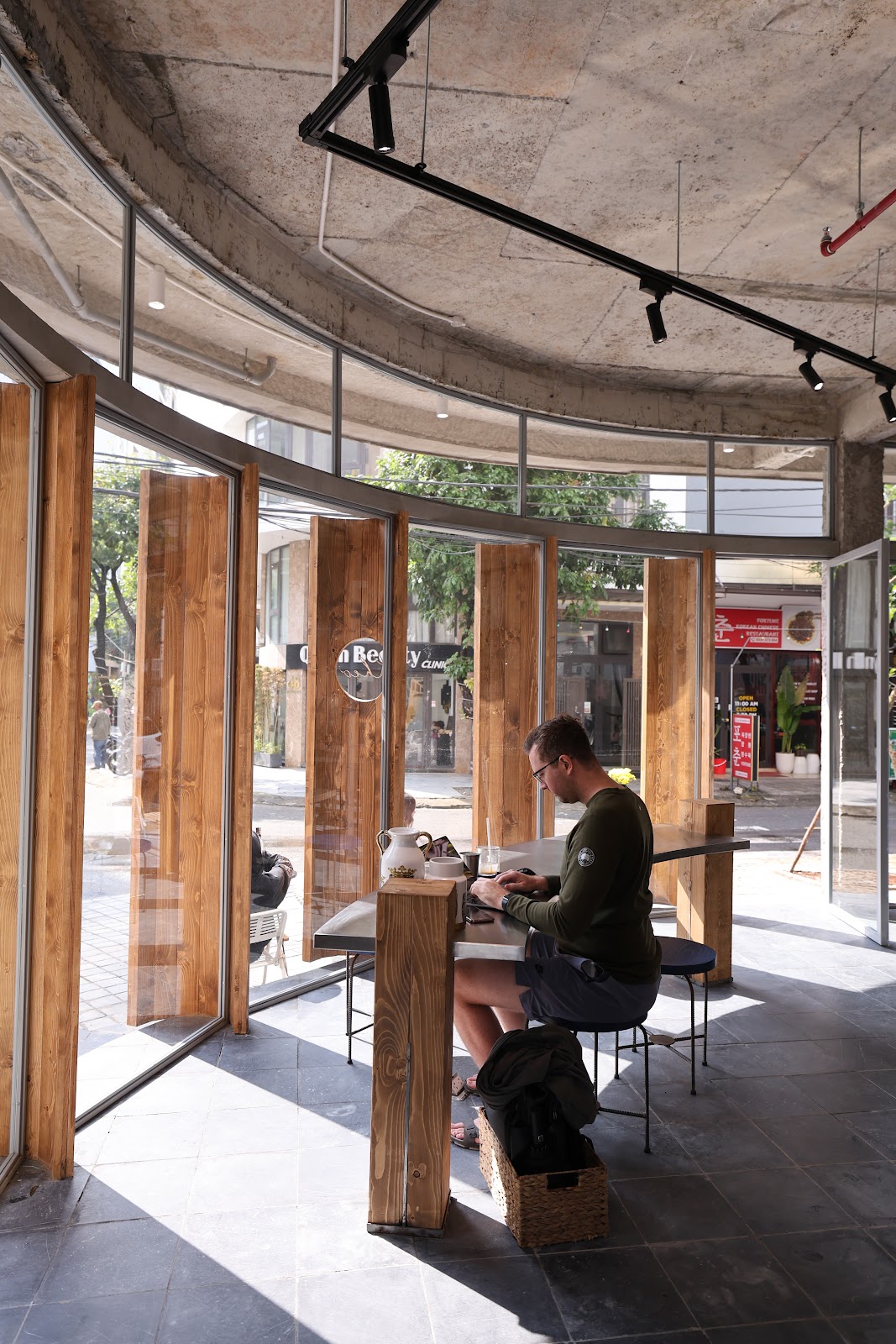 The Kheos Coffee - Brunch - Bread - Image 1