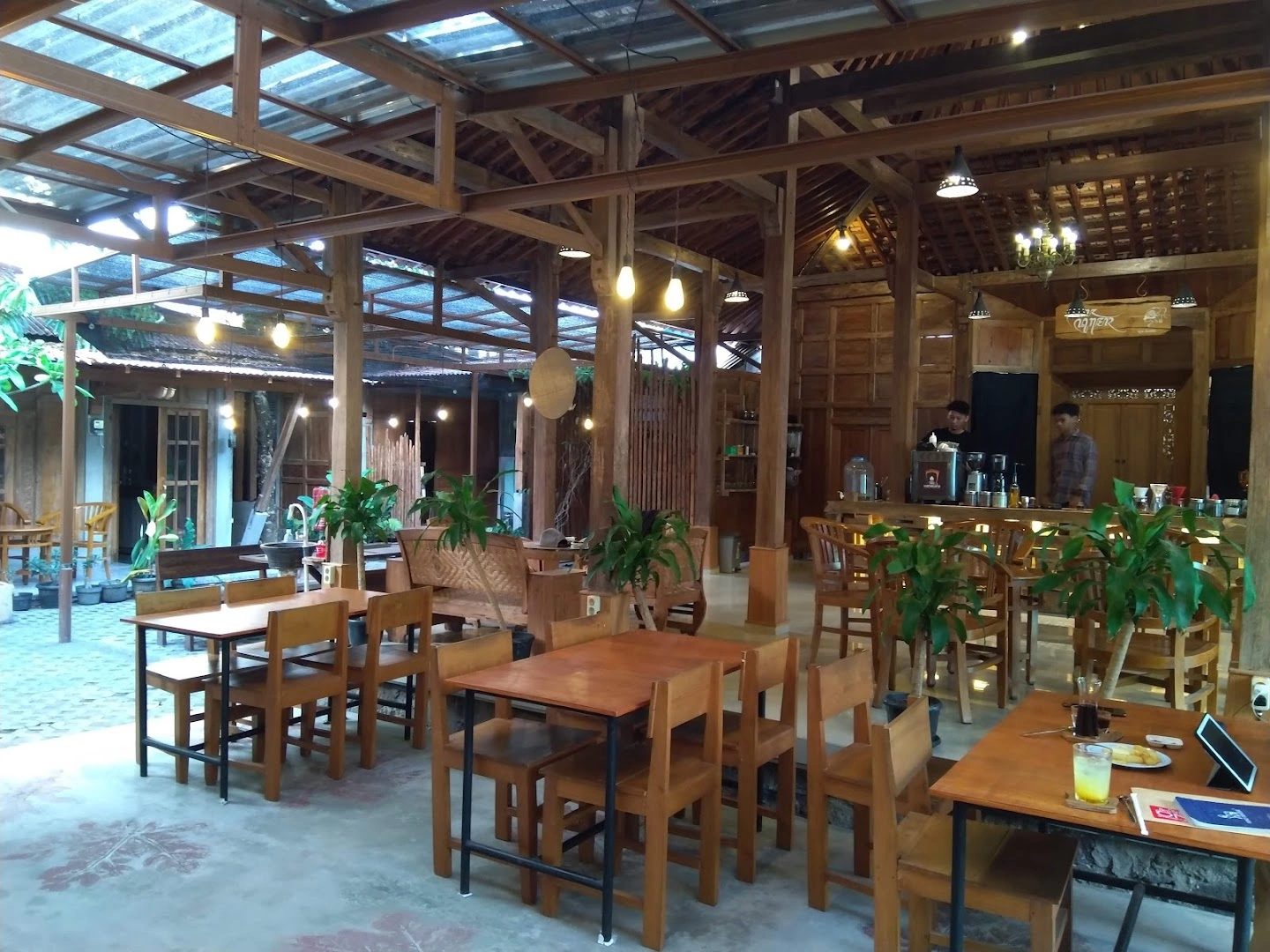 Hanacara Coffee - Roastery - Image 1