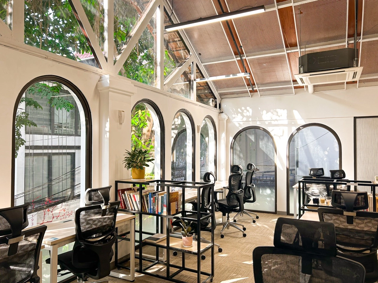WorkFlow Space Hai Bà Trưng - Image 1