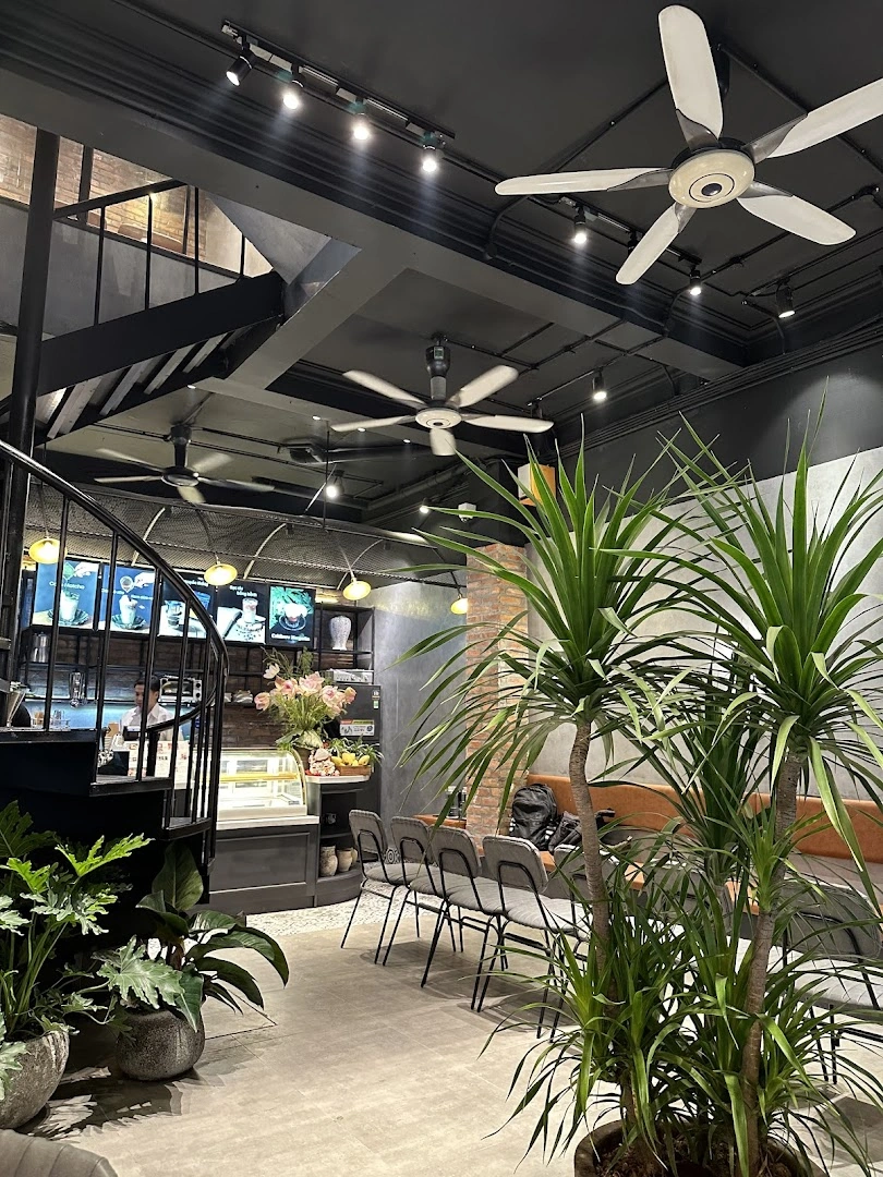 Clubhouse cafe - Hoàng Cầu - Image 1