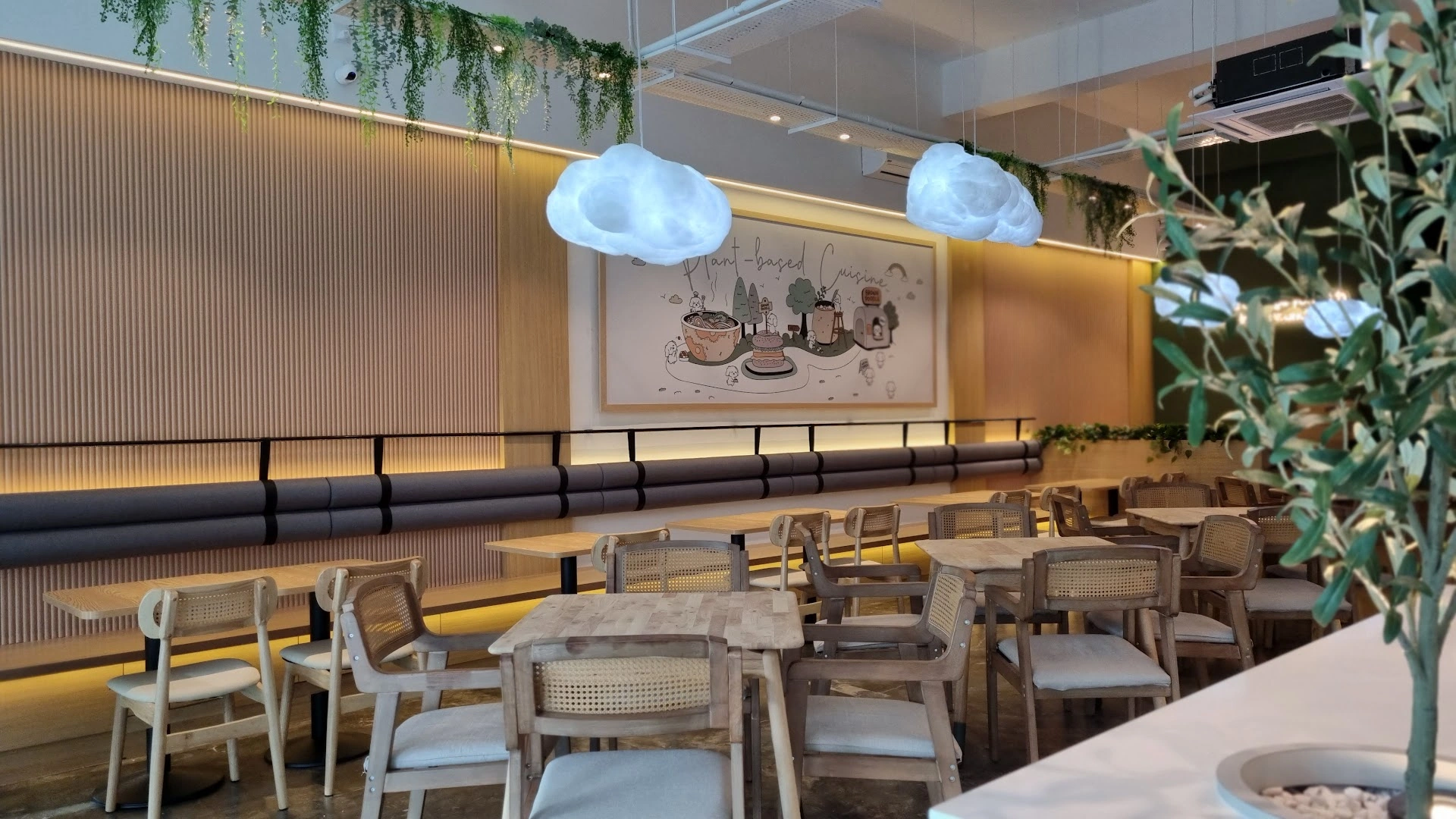Brown Poodle Cafe - Image 1