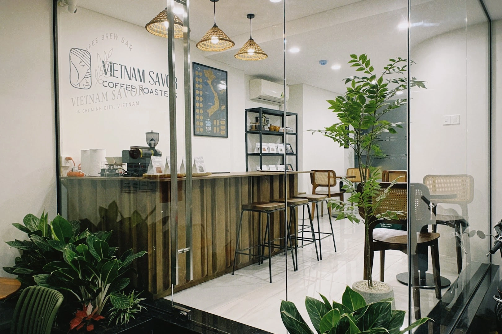 Vietnam Savor Coffee Roasters - Image 1