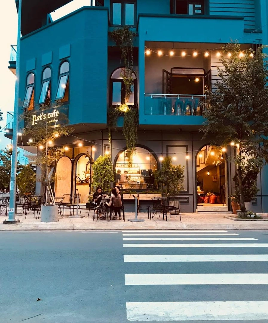 Lets Cafe - Image 1