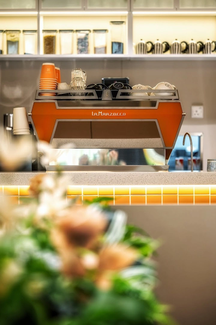 Cafe Fifty.V - Image 1