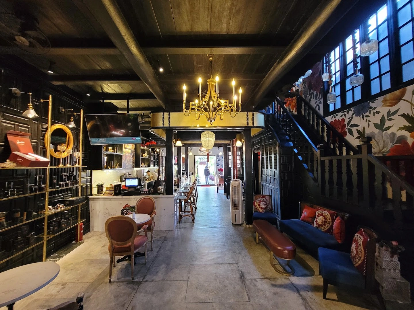 POISON CAFÉ - The Original Herbal Coffee Lounge - Image 1